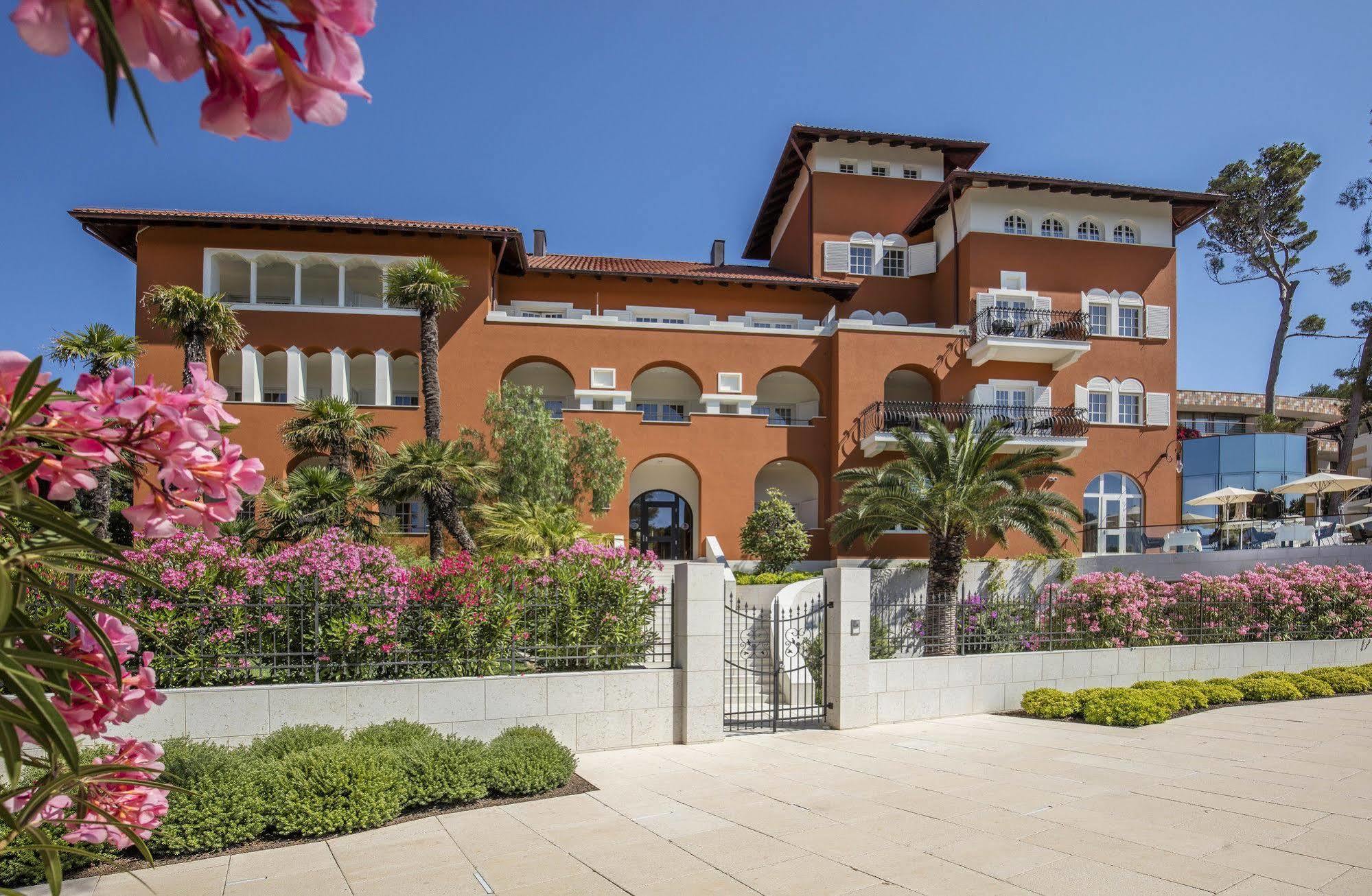 Boutique Alhambra Hotel